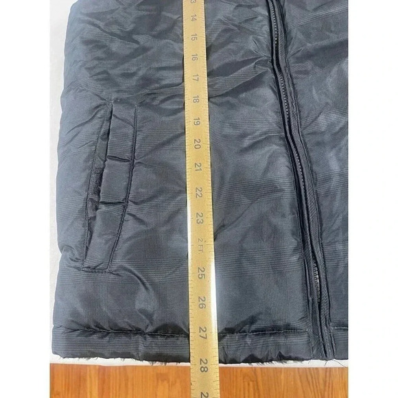 Weatherproof Vintage Men's Reversible Vest (Grey Plaid, Medium) - Picture 5 of 7